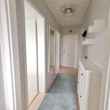 Obj 14 Carpe Diem Ca 30 M Zum 2 Schlafzimmer 2 Tv Wlan Balkon Fuer Bis Zu 4 Personen Apartment *